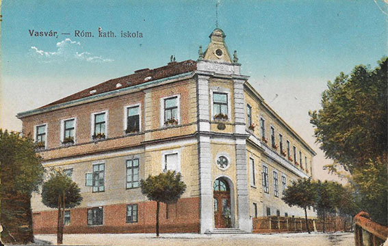 Az egykori községi fiúiskola – Városi Könyvtár – Vasvár